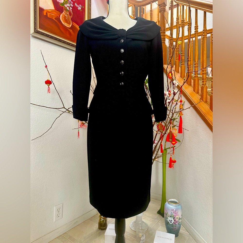 Elegant Black with white dots Women's Suit Set